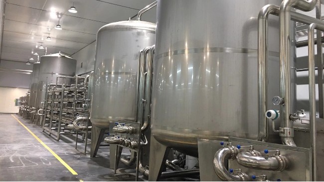 純凈水設(shè)備進行預(yù)處理的原因和方法!【萬達環(huán)保】